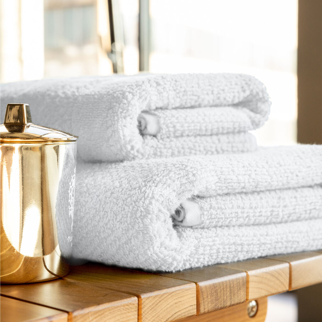 Махровое полотенце Milano 100х150 категории «Премиум» с именной вышивкой